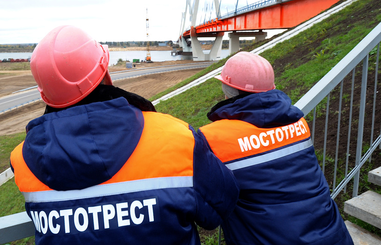 Три крупные компании получили субподряды на строительство Керченского моста